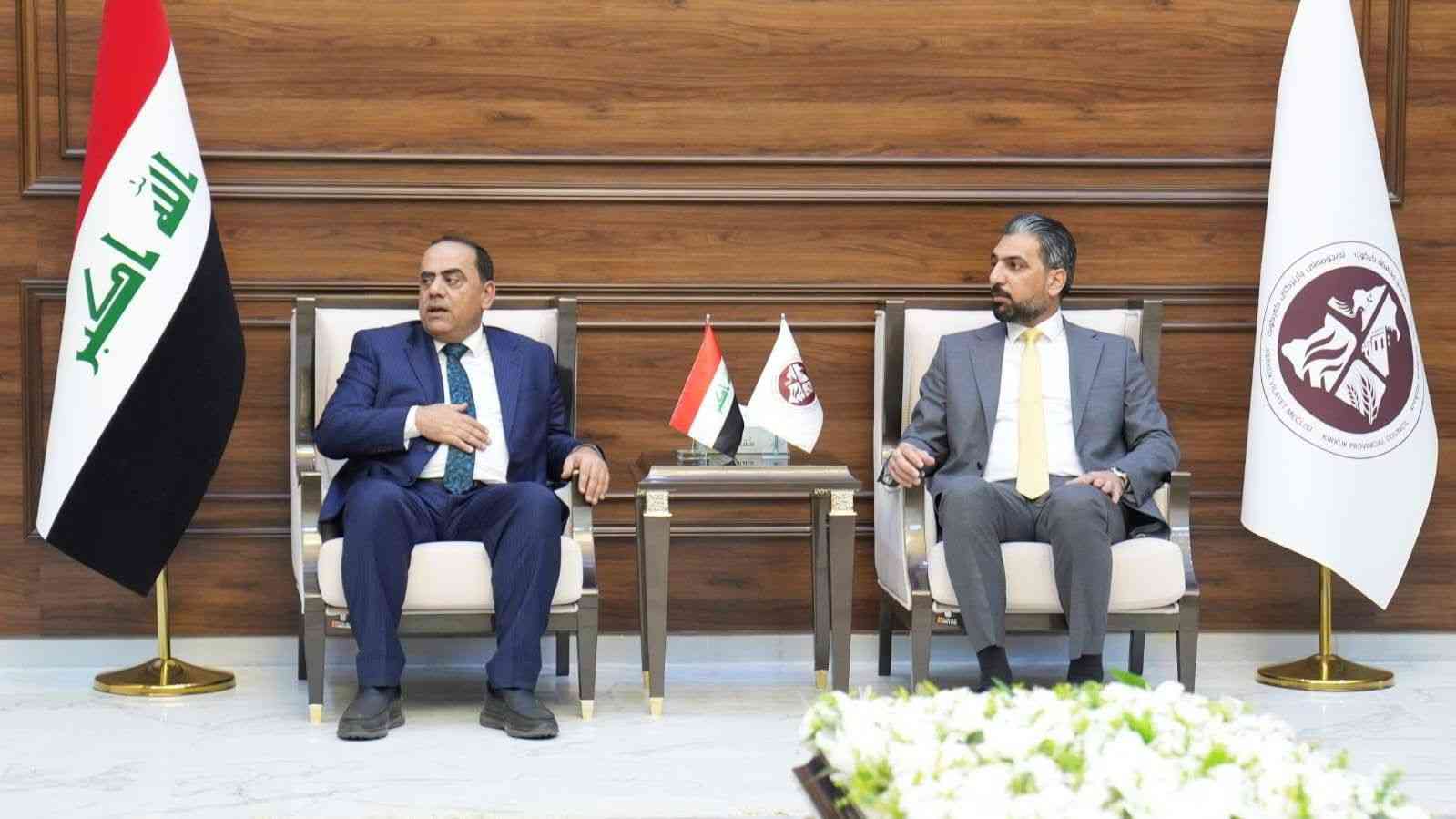استقبل رئيس مجلس محافظة كركوك المهندس محمد إبراهيم الحافظ، في ديوان المحافظة، مدير عام هيئة استثمار الوقف السني الدكتور حسن كامل، ونائب رئيس الاتحاد العراقي لكرة القدم الكابتن يونس محمود، بحضور عدد من السادة المسؤولين في ديوان المحافظة.
